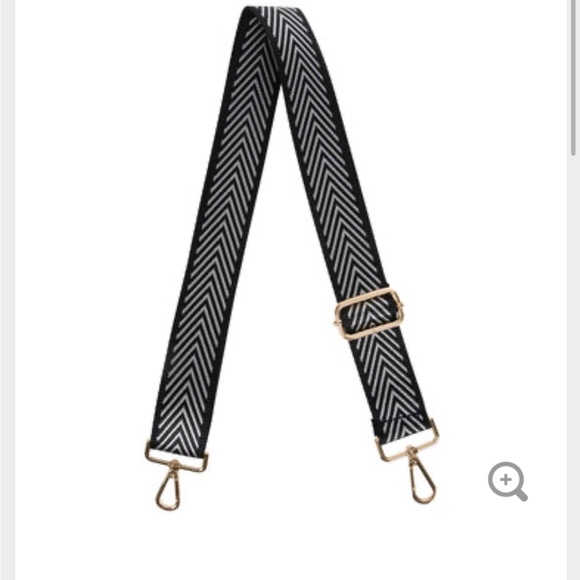 Black & white Chevron adjustable strap with gold hardware - Picture 1 of 5